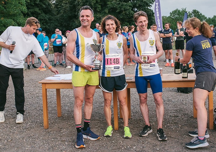 pic of winning Mixed Team